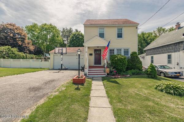 25 Henrietta  BLVD, Amsterdam, NY 12010