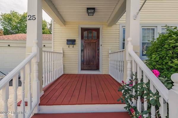 25 Henrietta BLVD, Amsterdam, NY 12010