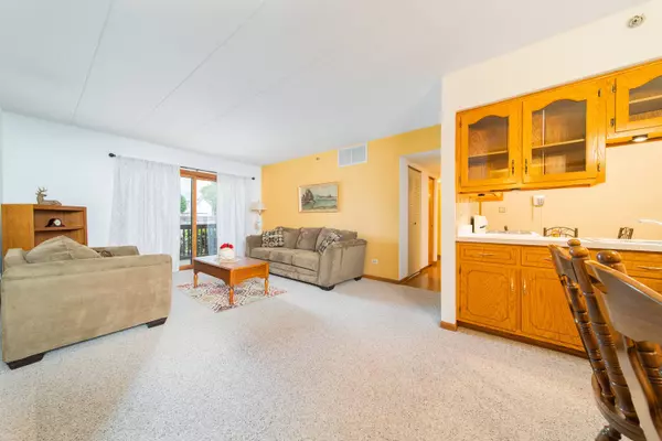 10640 Ridgeland Avenue #1C, Chicago Ridge, IL 60415