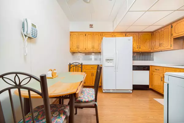 10640 Ridgeland Avenue #1C, Chicago Ridge, IL 60415