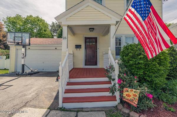 25 Henrietta  BLVD, Amsterdam, NY 12010