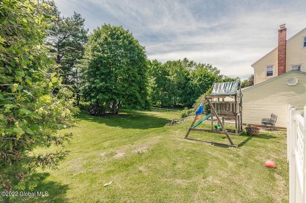 25 Henrietta  BLVD, Amsterdam, NY 12010