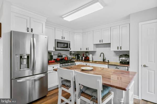 635 BARTON RUN BLVD, Marlton, NJ 08053