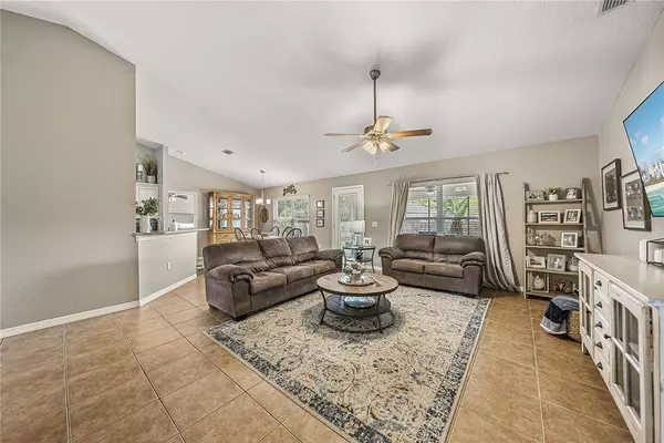 6001 WHITE TAIL LOOP, Lakeland, FL 33811