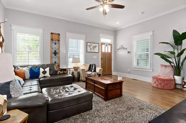 2302 Batavia St, Nashville, TN 37208