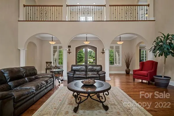 220 Logan Crossing DR, Davidson, NC 28036