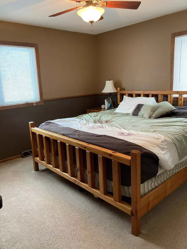 16930 Baugh ST NW, Ramsey, MN 55303