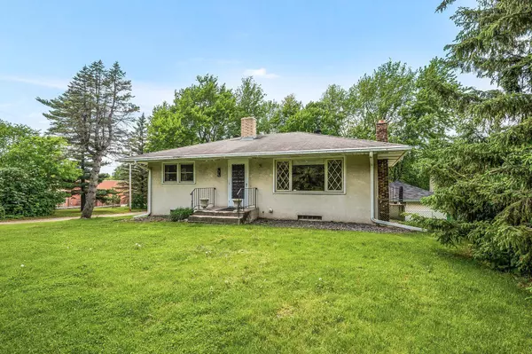 1305 Dodd RD, Mendota Heights, MN 55118