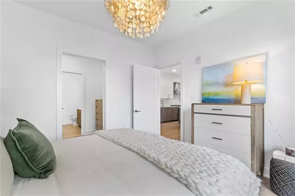 775 Juniper ST NE #520, Atlanta, GA 30308