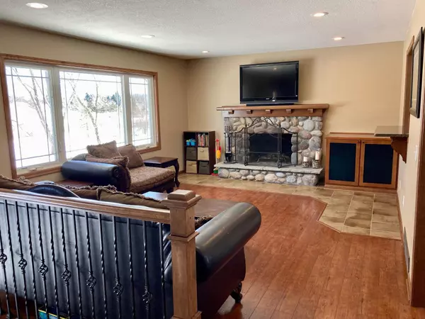 16930 Baugh ST NW, Ramsey, MN 55303