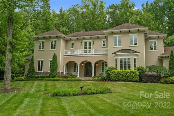 220 Logan Crossing DR, Davidson, NC 28036