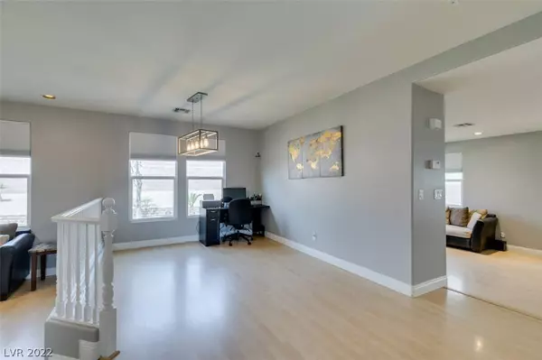 9421 Steeltree Street, Las Vegas, NV 89143