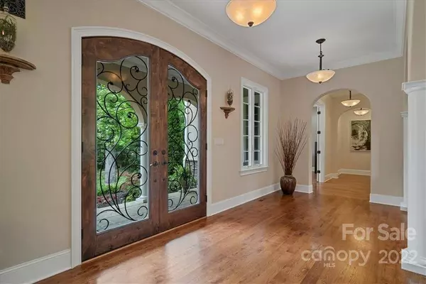 220 Logan Crossing DR, Davidson, NC 28036