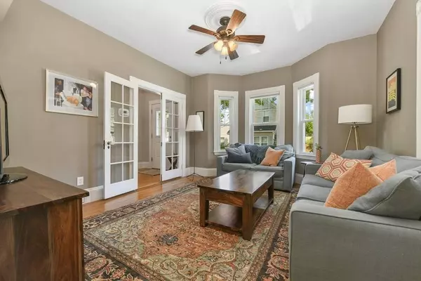 6 Wilkins Pl, Boston, MA 02131