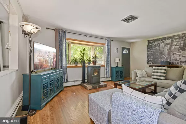 629 ORCHARD WAY, Mount Laurel, NJ 08054