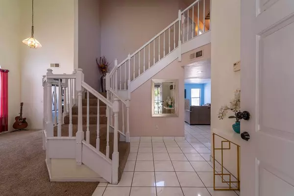 1601 Sungate DR, Ceres, CA 95307