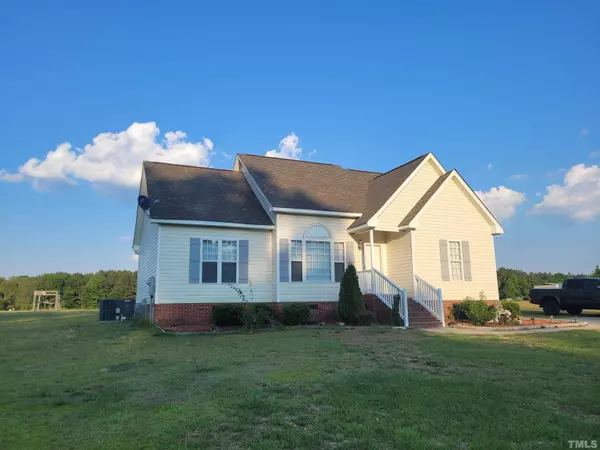 9099 White Oak Hill Road, Bailey, NC 27807