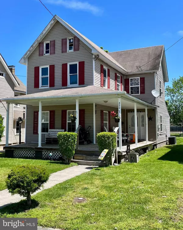 320 WEINER AVE, Harrington, DE 19952