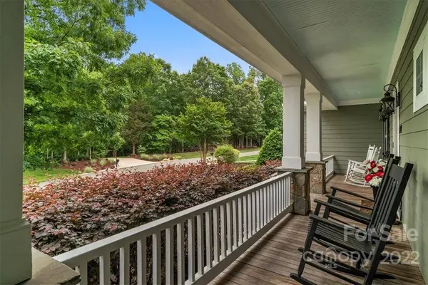 174 Logan Crossing DR, Davidson, NC 28036