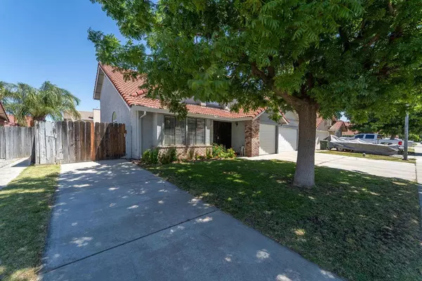 1601 Sungate DR, Ceres, CA 95307