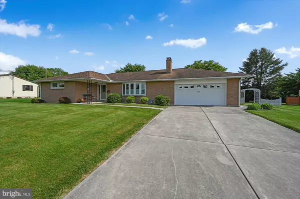 840 SKYLINE DR, Lebanon, PA 17046