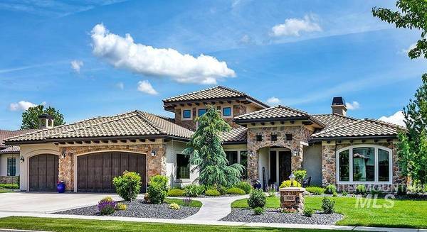 1022 W Baja Bello Ct