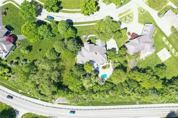 12427 Brooks XING, Fishers, IN 46038