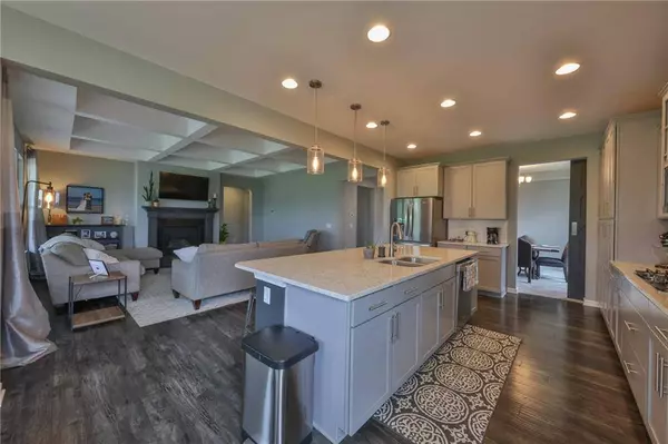 12097 Whisper Ridge DR, Noblesville, IN 46060