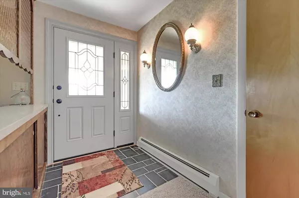 840 SKYLINE DR, Lebanon, PA 17046