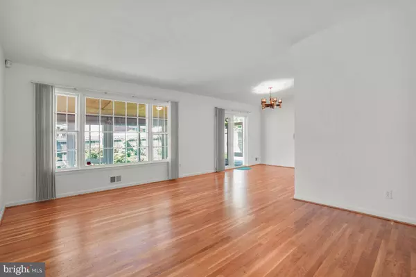 13110 FERNEDGE RD, Silver Spring, MD 20906