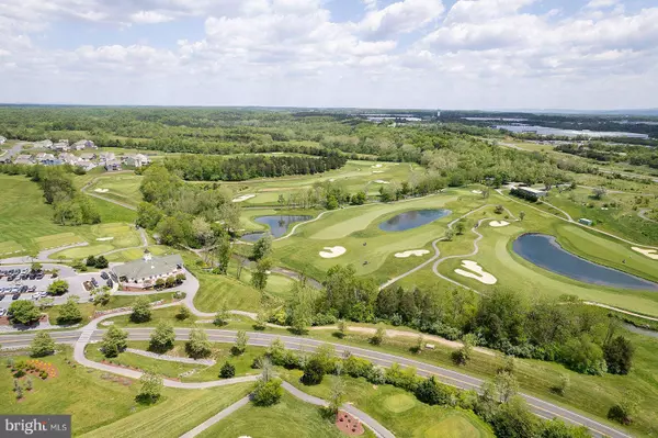 997 SHADOWS DR, Front Royal, VA 22630