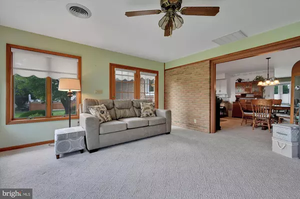 840 SKYLINE DR, Lebanon, PA 17046