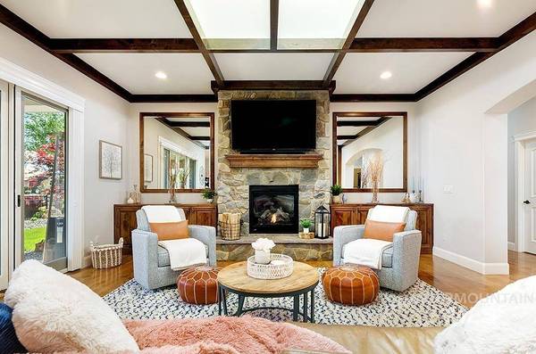 1022 W Baja Bello Ct, Eagle, ID 83616