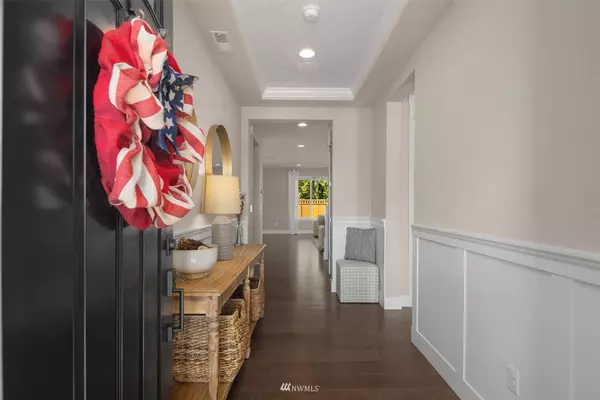 13102 180th AVE E, Bonney Lake, WA 98391