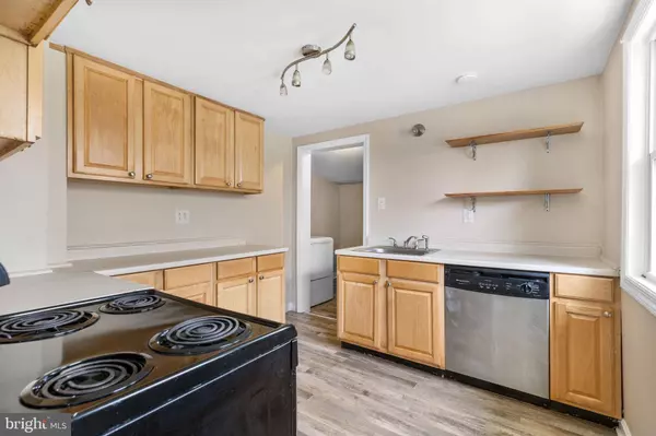 251 HICKORY ST, Oxford, PA 19363