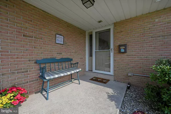 840 SKYLINE DR, Lebanon, PA 17046