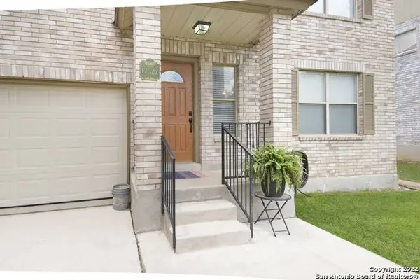 17527 EMERALD CANYON DR, San Antonio, TX 78232-5635