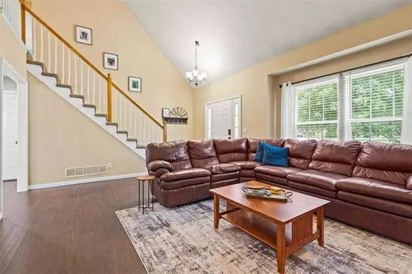 20201 219th ST, Spring Hill, KS 66083