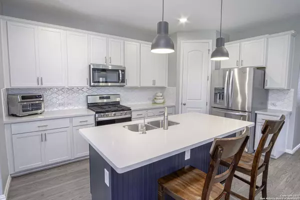 6631 HOFFMAN PLN, San Antonio, TX 78252-1849