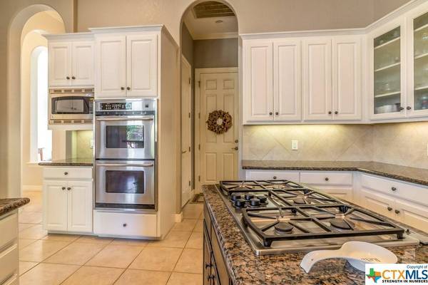 2816 Meadow Breeze, New Braunfels, TX 78132