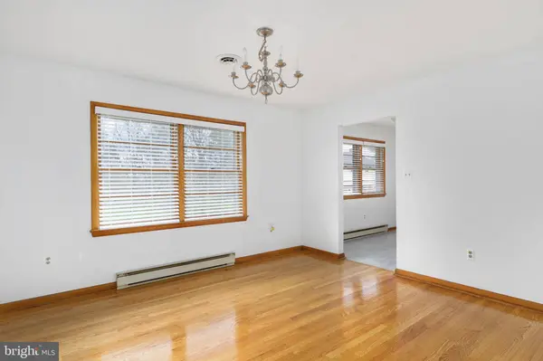 7298 WINCHESTER RD, Front Royal, VA 22630