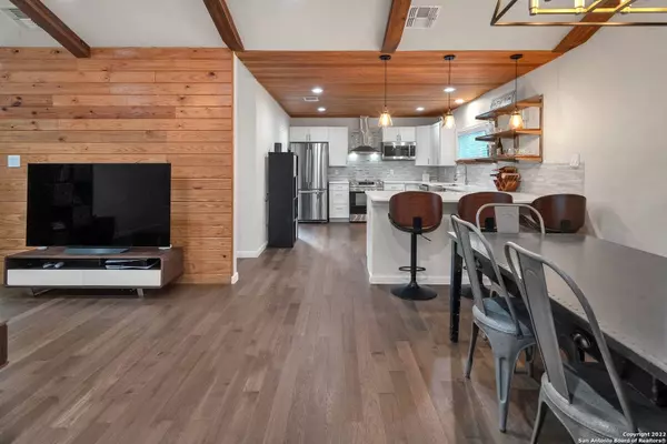 1307 Burnet St, San Antonio, TX 78202