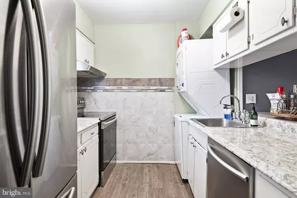 14473 COOL OAK LN, Centreville, VA 20121