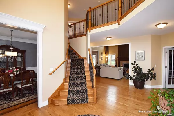 4219 Chaparral Drive, Naperville, IL 60564