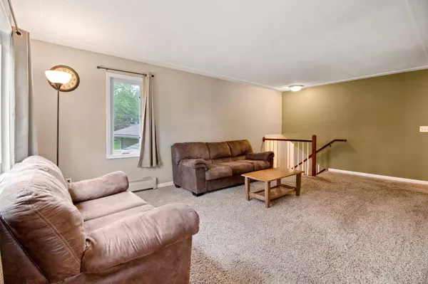 507 Aberdeen DR, Waite Park, MN 56387