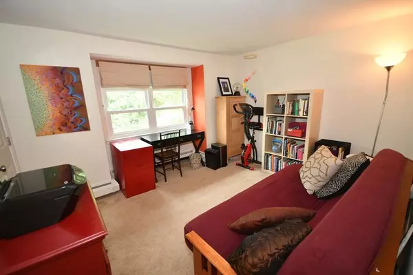 668 Robbins Ave. #17, Dracut, MA 01826