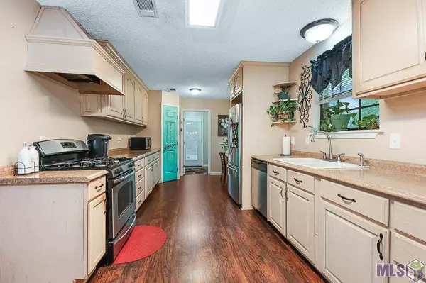 16336 WOODMERE AVE, Baton Rouge, LA 70819