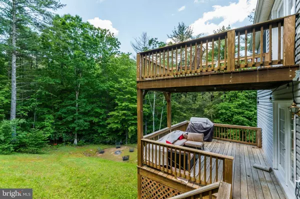 5630 CROOKED RUN RD, Mount Jackson, VA 22842