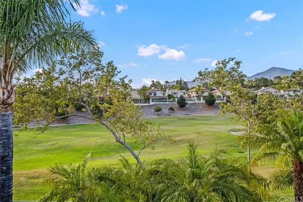 16 Golf Ridge DR, Rancho Santa Margarita, CA 92679