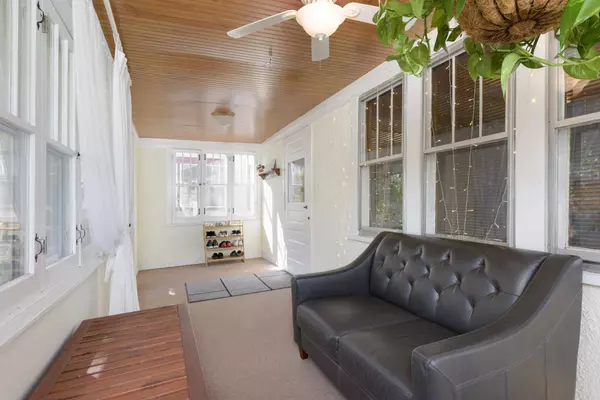 680 Simon AVE, Saint Paul, MN 55117